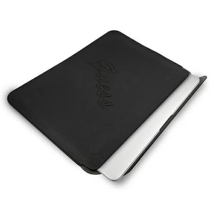 Husă Laptop 13/14″ Guess Saffiano Script, Închidere Magnetică, Negru (GUCS13PUSASBK)